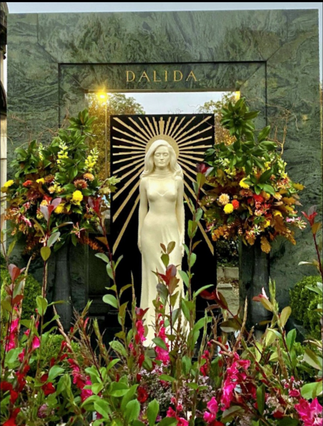 dalida MONTMARTRE